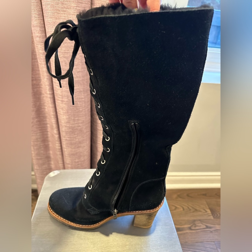 Ugg Heeled Women’s Lined Winter Boots